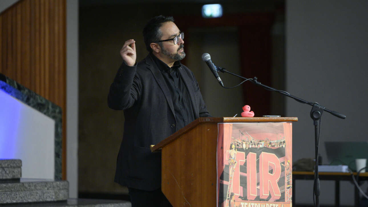 Andrea Maurizi al Simposio di Latina, che si è svolto al Teatro Comunale "Gabriele D'Annunzio" il 9 aprile 2026